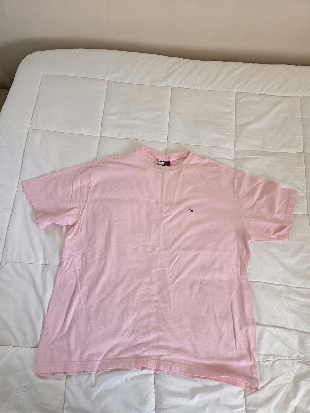 Vintage Tommy Hilfiger Pink Short Sleeve Crewneck Tee Shirt.  Size Large